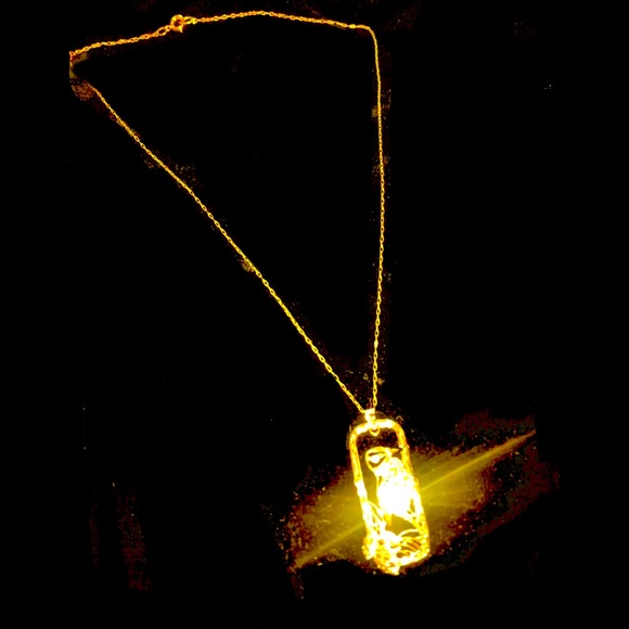 Golden Bird Necklace Pendant - Picture 3 of 5